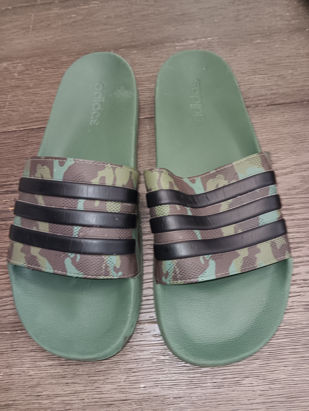 Mens Size 13, Adidas Green Camo Slide Sandals